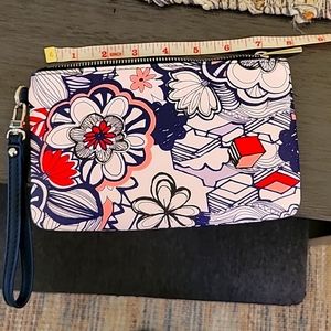 NWOT wristlet